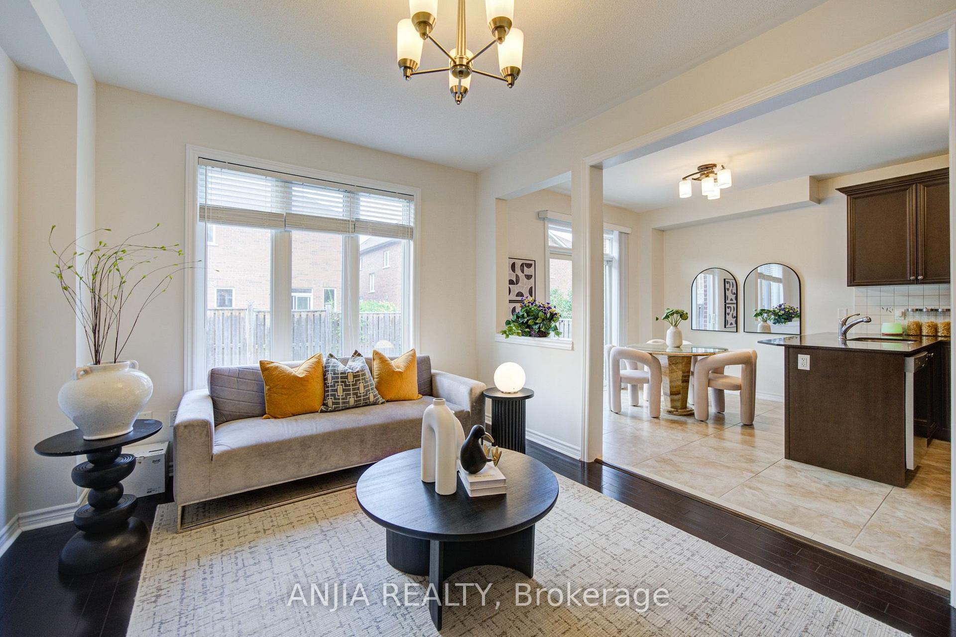Photo 28 of 92 Carolina Rose Crescent, Markham, Wismer — HOMEH