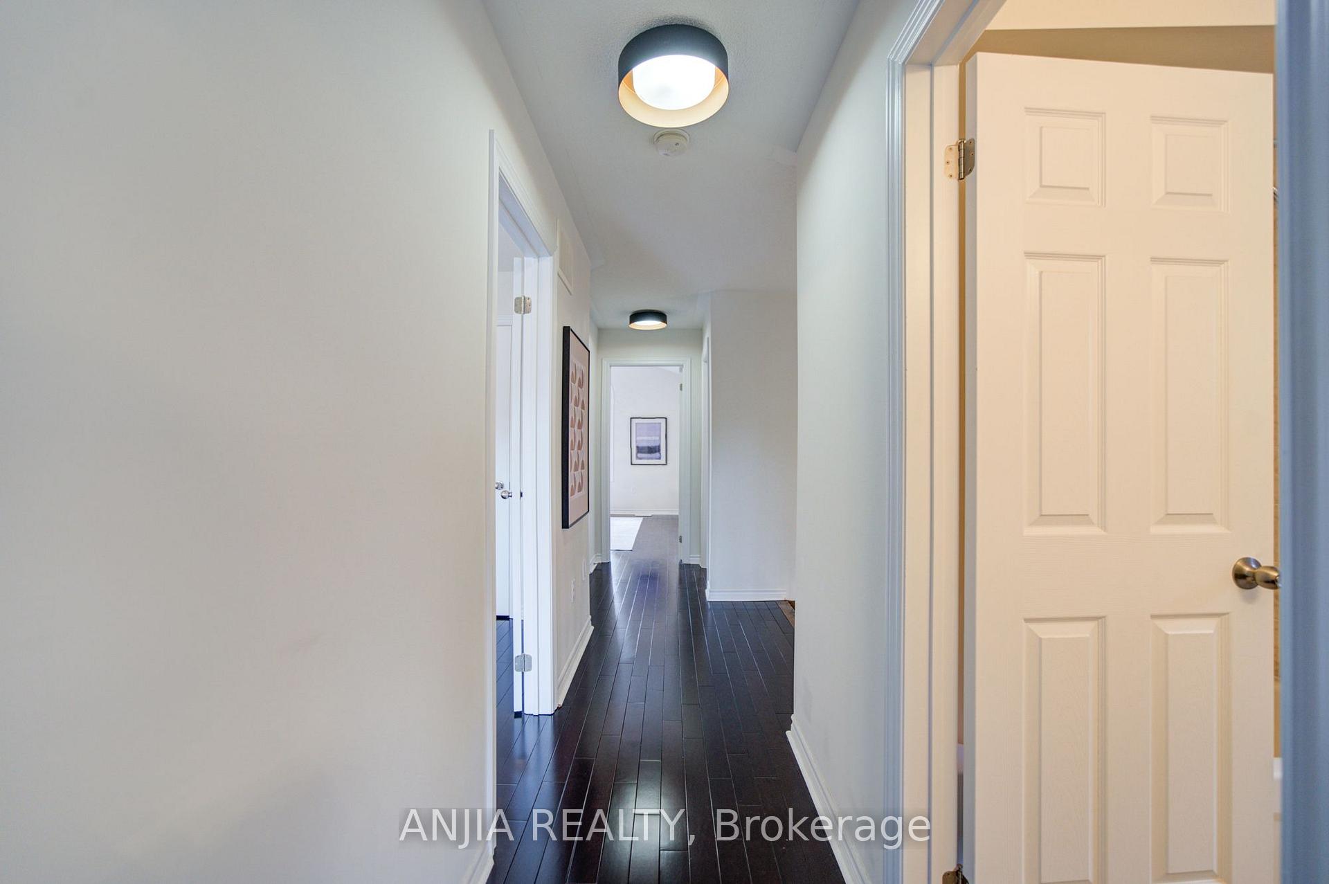 Photo 29 of 92 Carolina Rose Crescent, Markham, Wismer — HOMEH