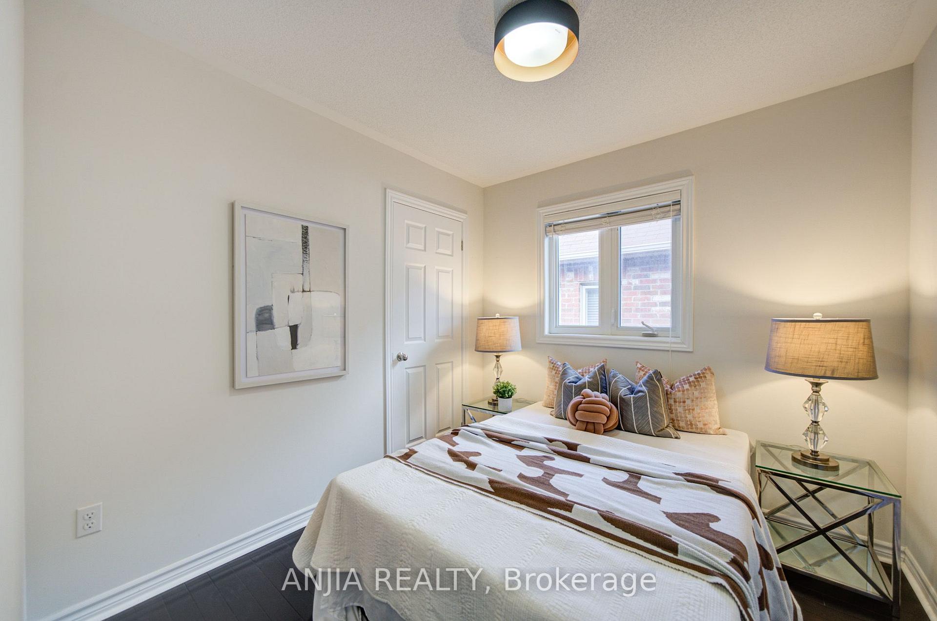 Photo 31 of 92 Carolina Rose Crescent, Markham, Wismer — HOMEH