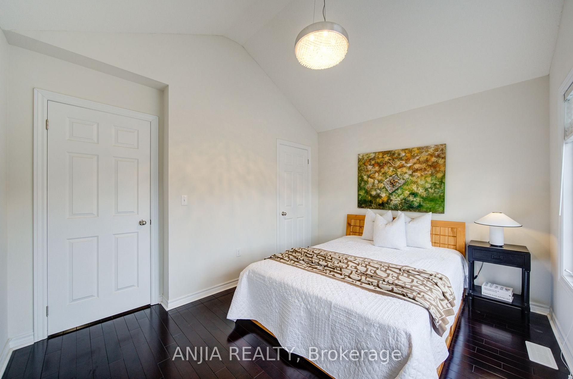 Photo 45 of 92 Carolina Rose Crescent, Markham, Wismer — HOMEH