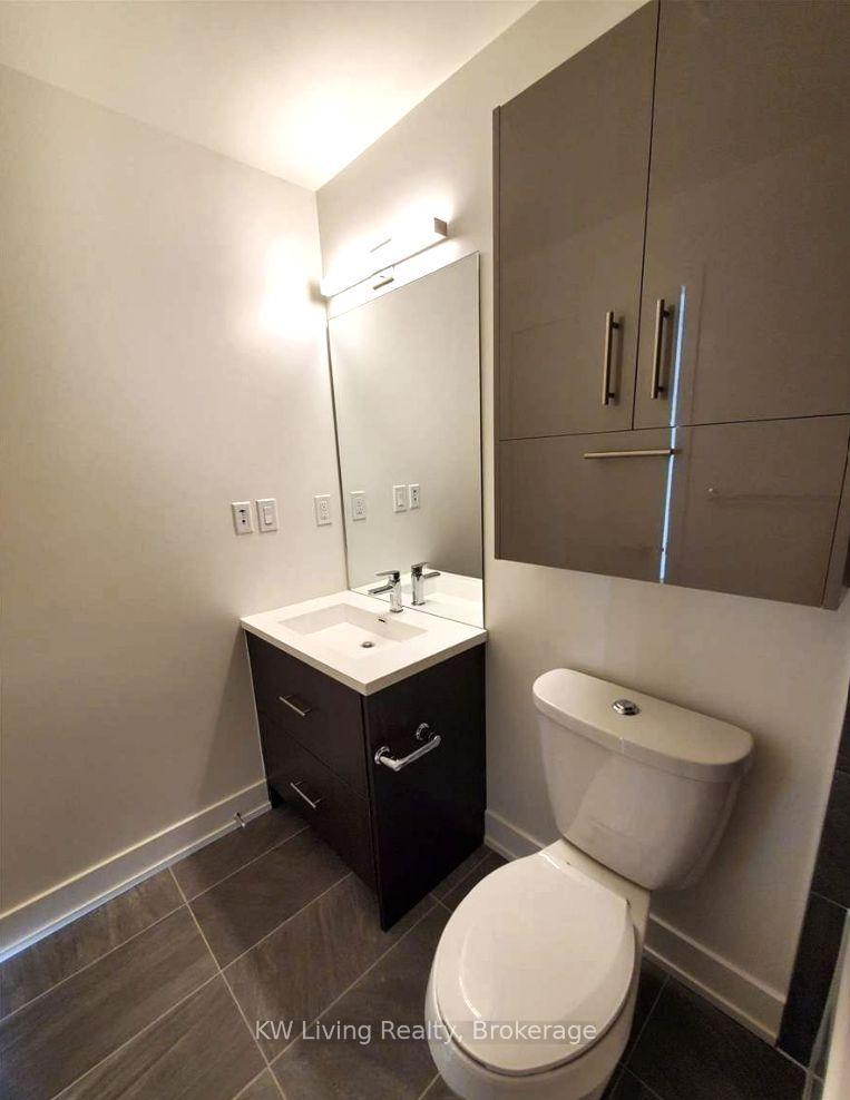 Photo 9 of Unit 728, 180 Fairview Mall Drive, North York, Don Valley Village — HOMEH