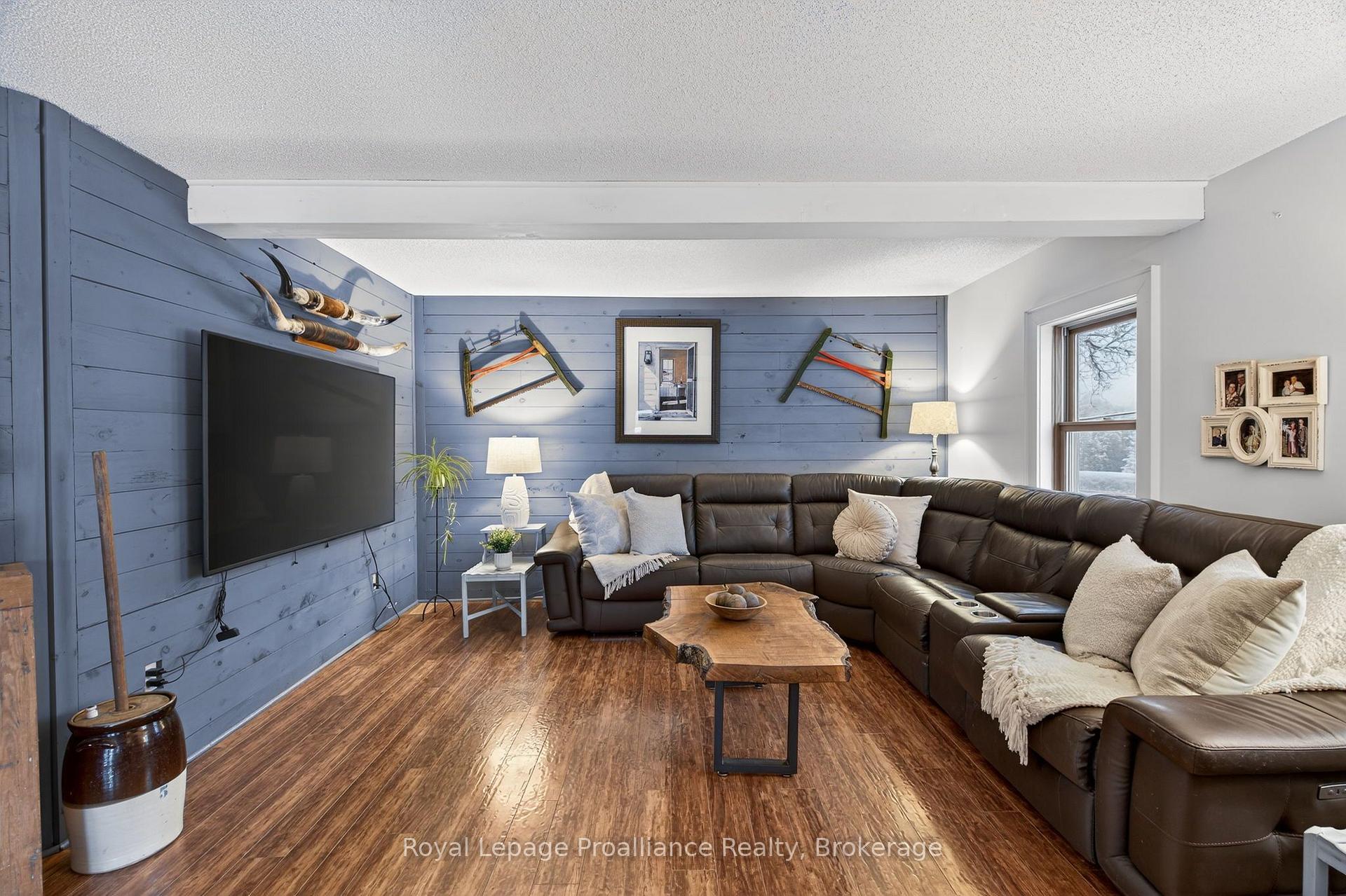 Photo 15 of 7802 Piccadilly Road, Frontenac, Frontenac Centre — HOMEH