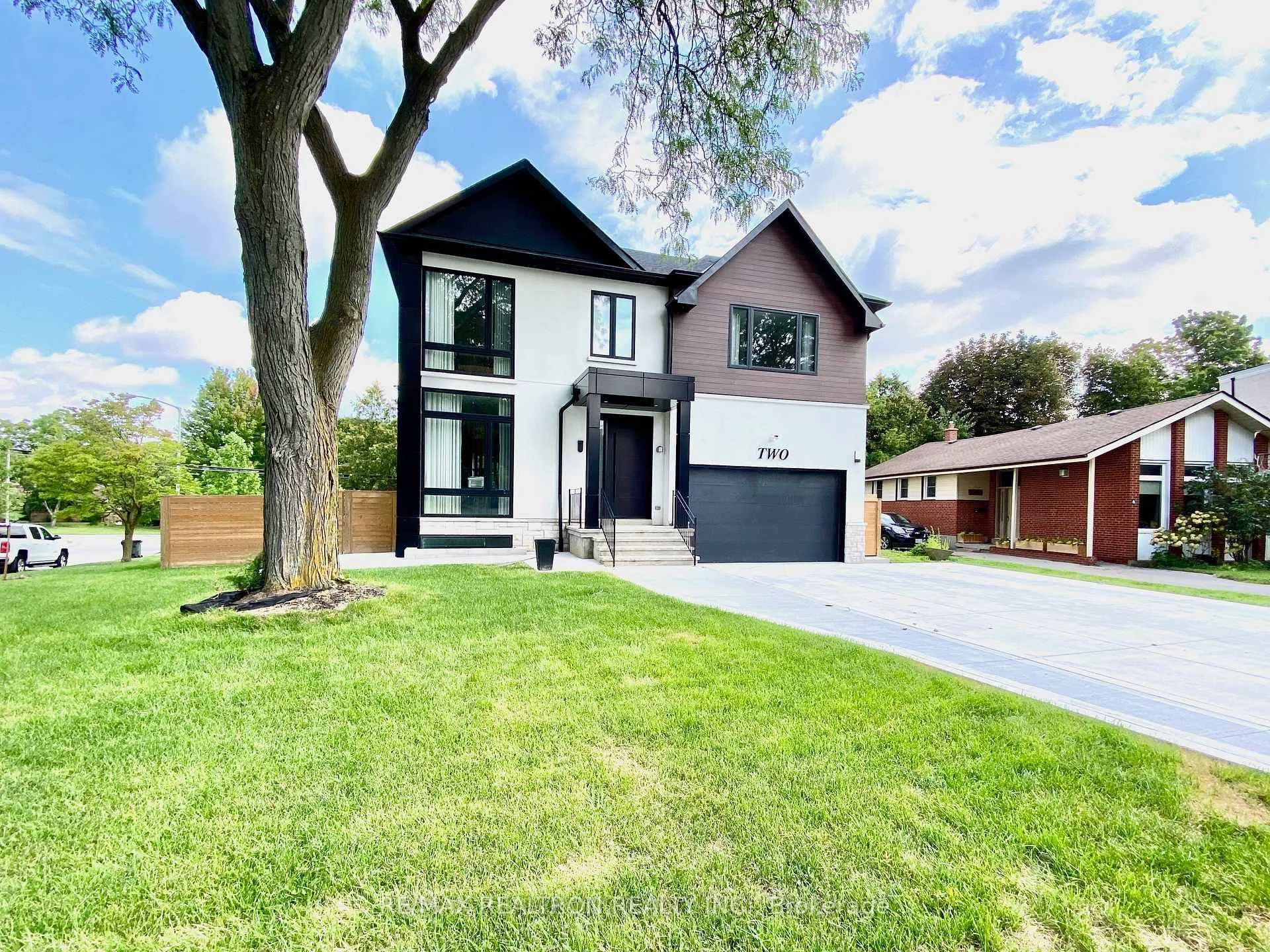 Photo 1 of 2 North Hills Terrace, North York, Banbury-Don Mills — HOMEH