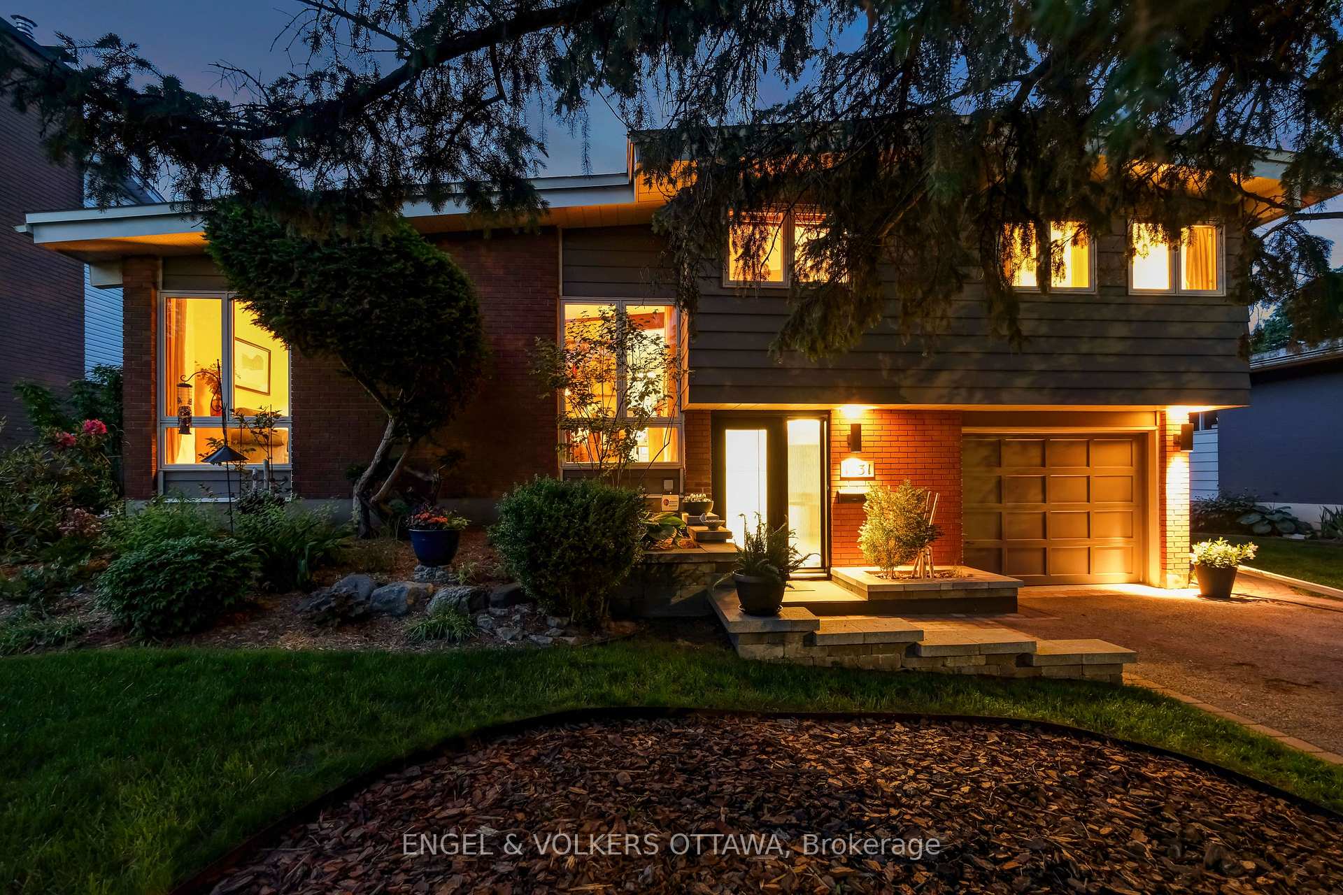 Photo 2 of 1131 Cameo Drive, Ottawa, Copeland Park — HOMEH