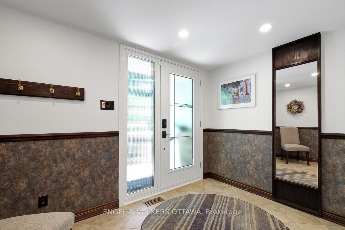 Photo 8 of 1131 Cameo Drive, Ottawa, Copeland Park — HOMEH