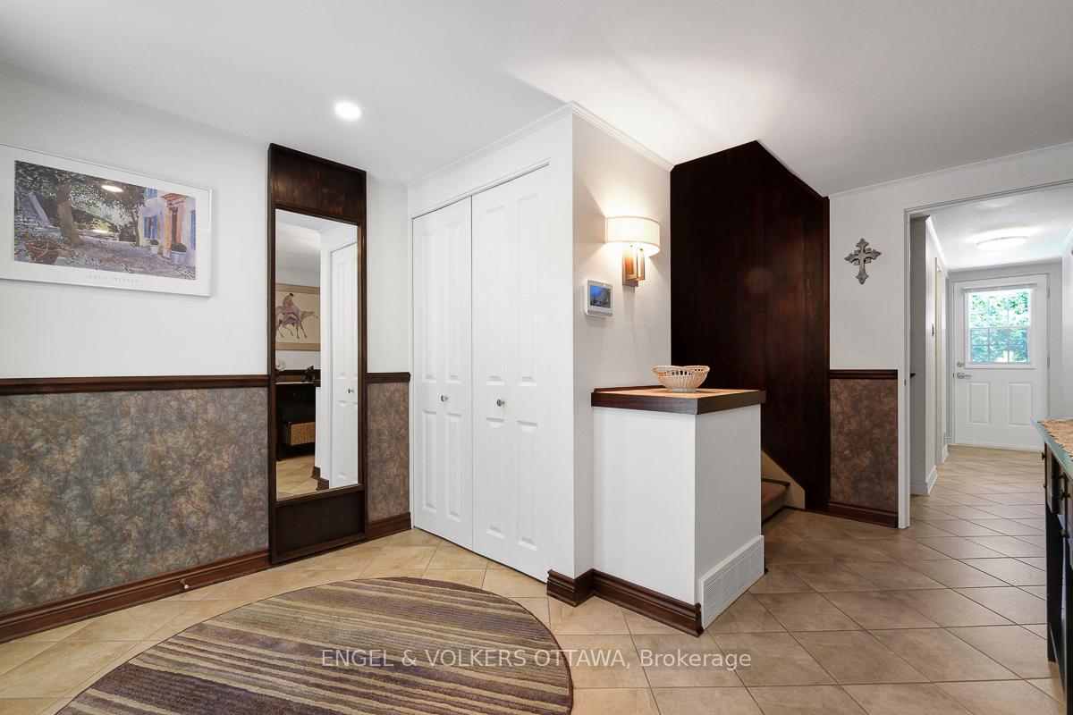 Photo 9 of 1131 Cameo Drive, Ottawa, Copeland Park — HOMEH