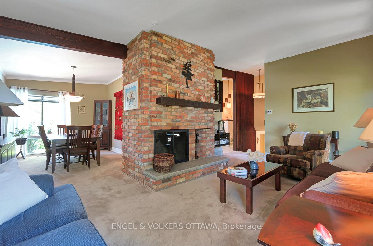 Photo 14 of 1131 Cameo Drive, Ottawa, Copeland Park — HOMEH