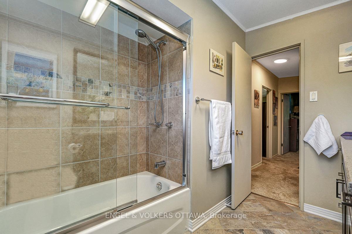 Photo 29 of 1131 Cameo Drive, Ottawa, Copeland Park — HOMEH