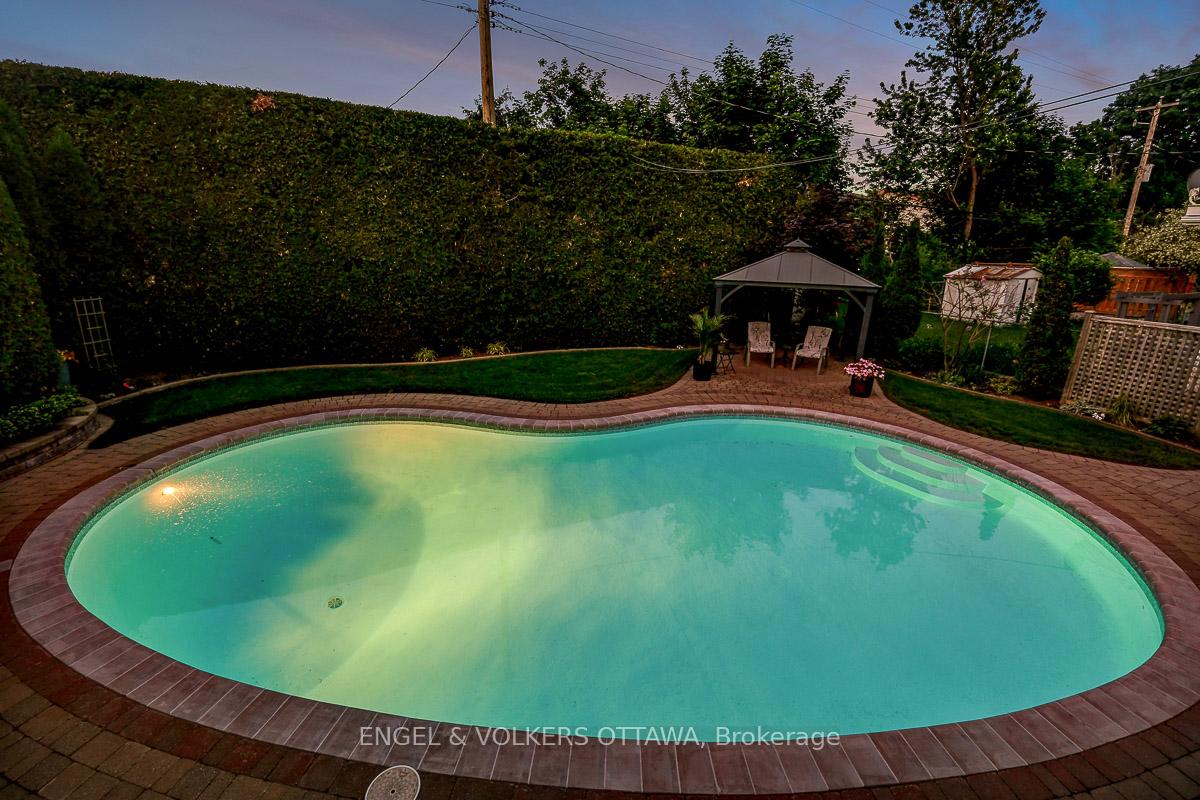 Photo 42 of 1131 Cameo Drive, Ottawa, Copeland Park — HOMEH