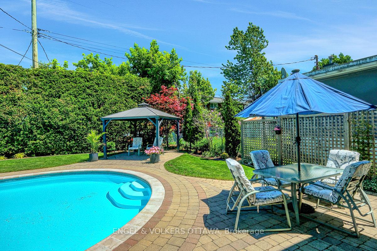 Photo 45 of 1131 Cameo Drive, Ottawa, Copeland Park — HOMEH