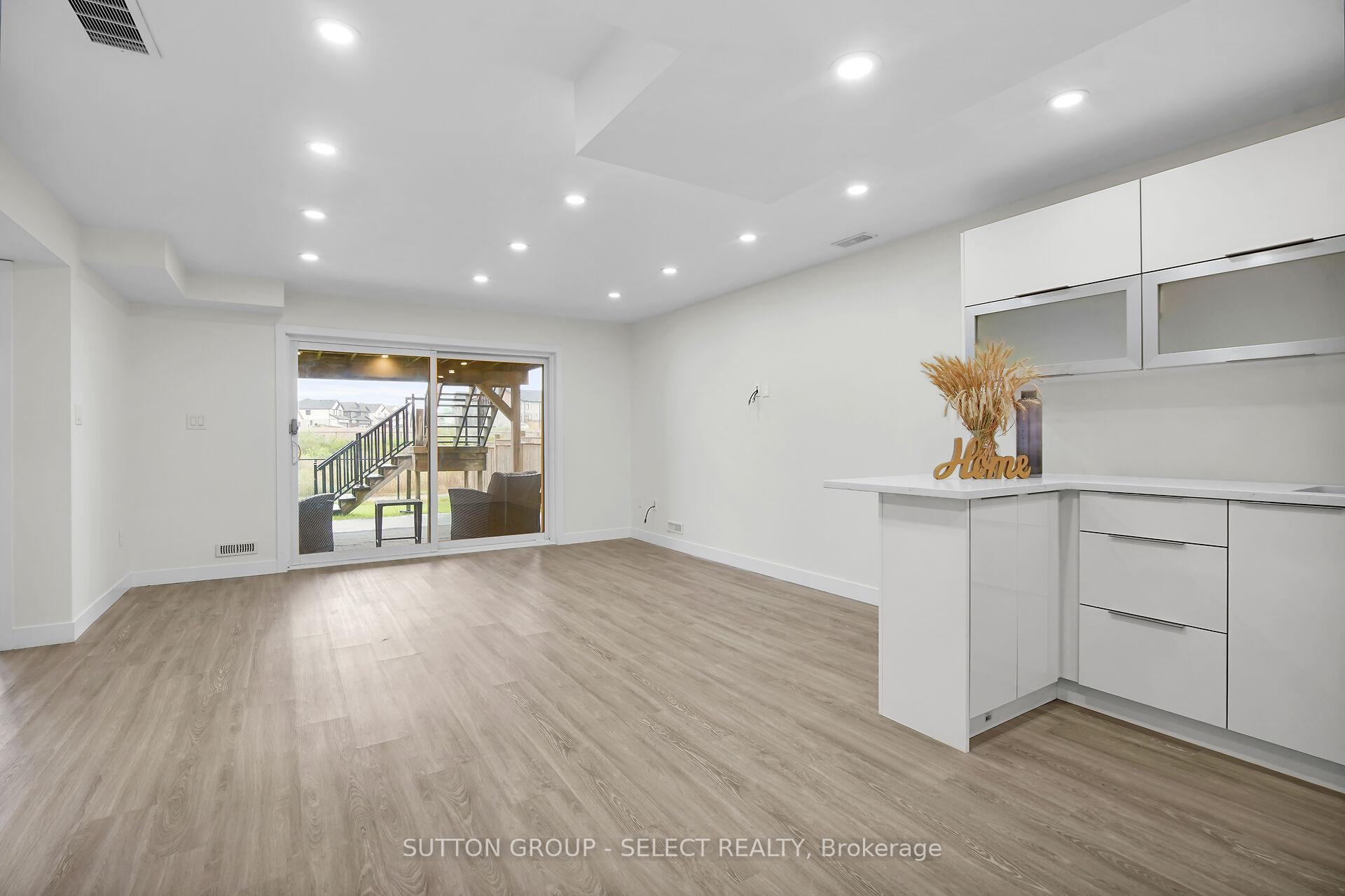 Photo 31 of 2080 Wateroak Drive, London, North S — HOMEH