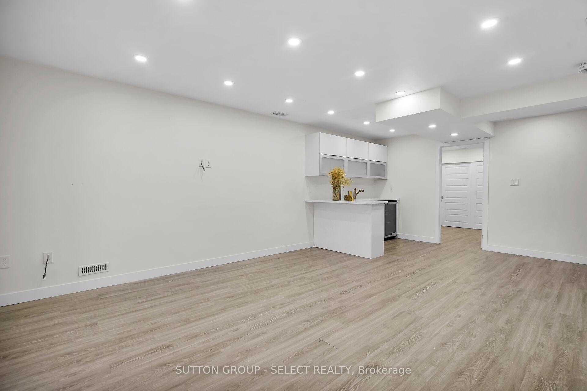 Photo 35 of 2080 Wateroak Drive, London, North S — HOMEH