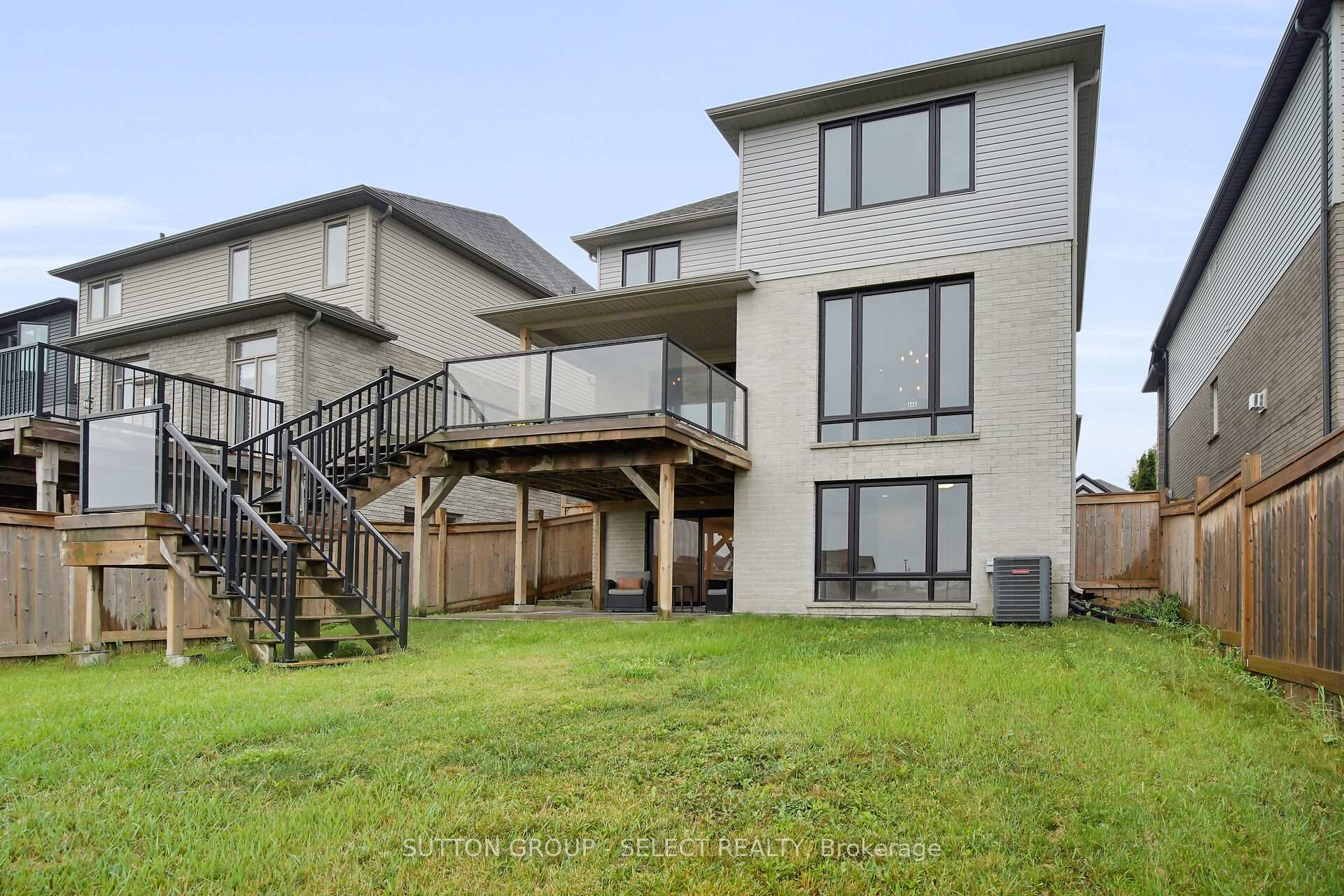 Photo 46 of 2080 Wateroak Drive, London, North S — HOMEH