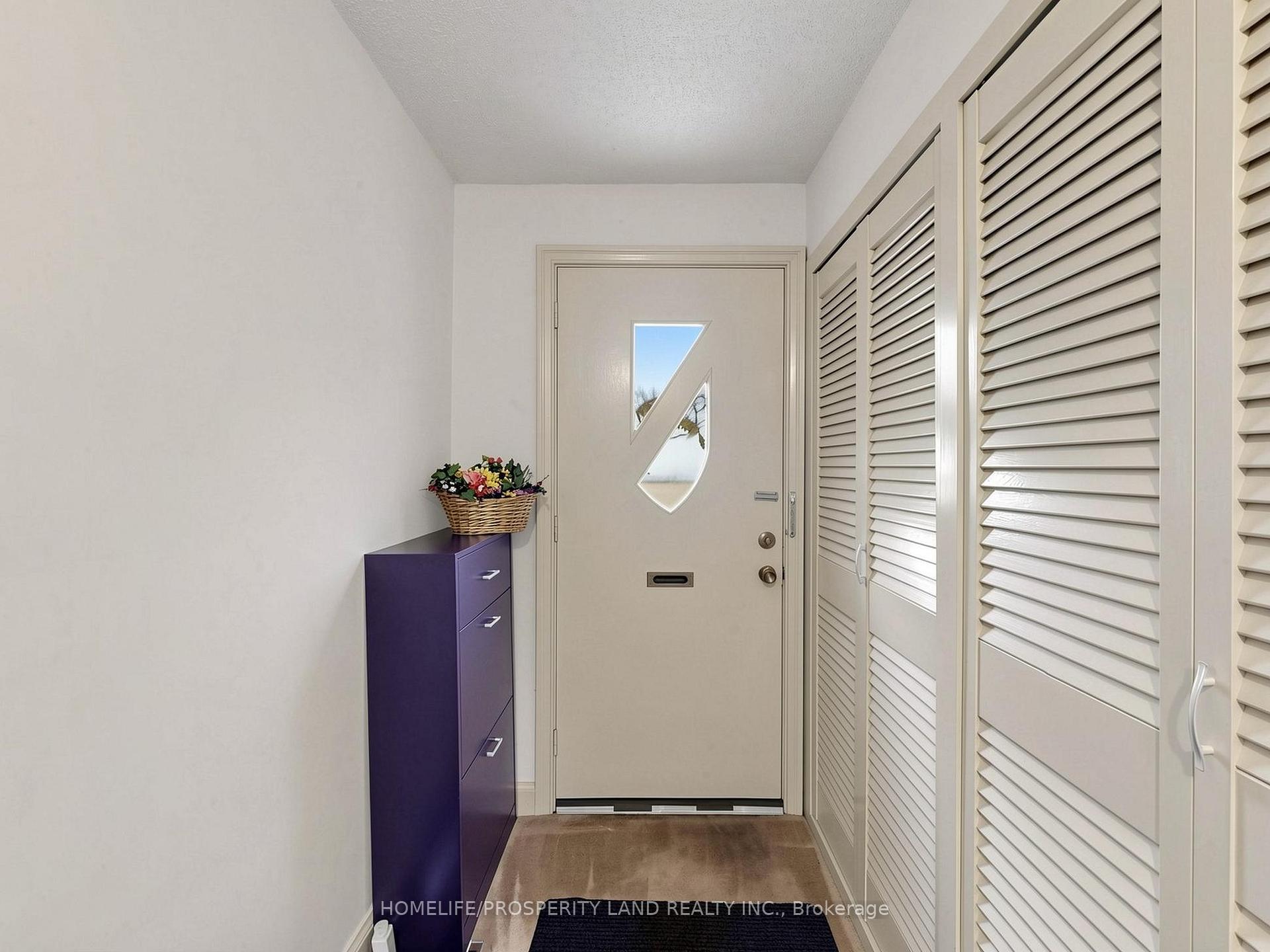 Photo 14 of 18 Orrell Avenue, Etobicoke, Princess-Rosethorn — HOMEH