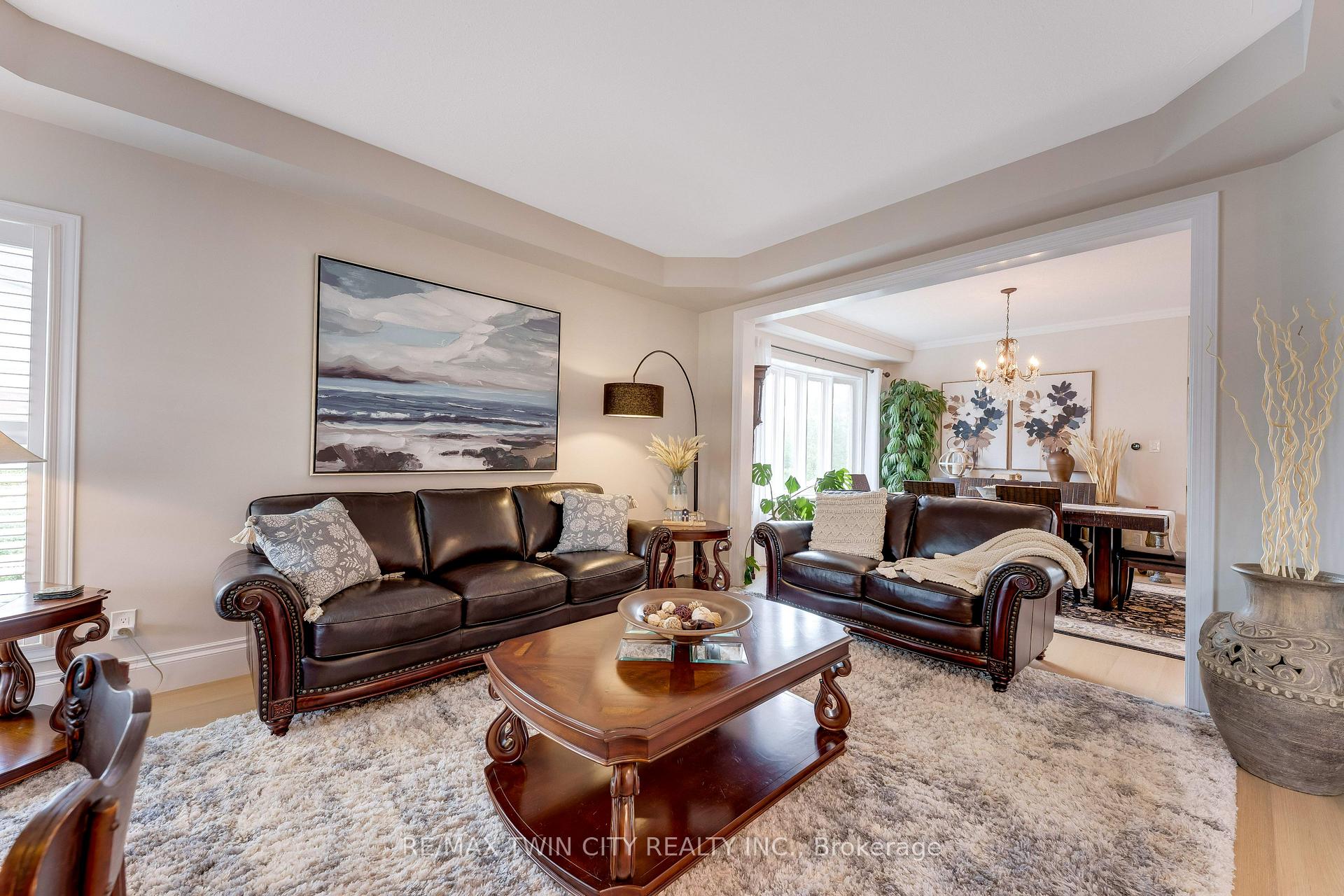 Photo 10 of 50 Knox Court, Kitchener, Doon South — HOMEH