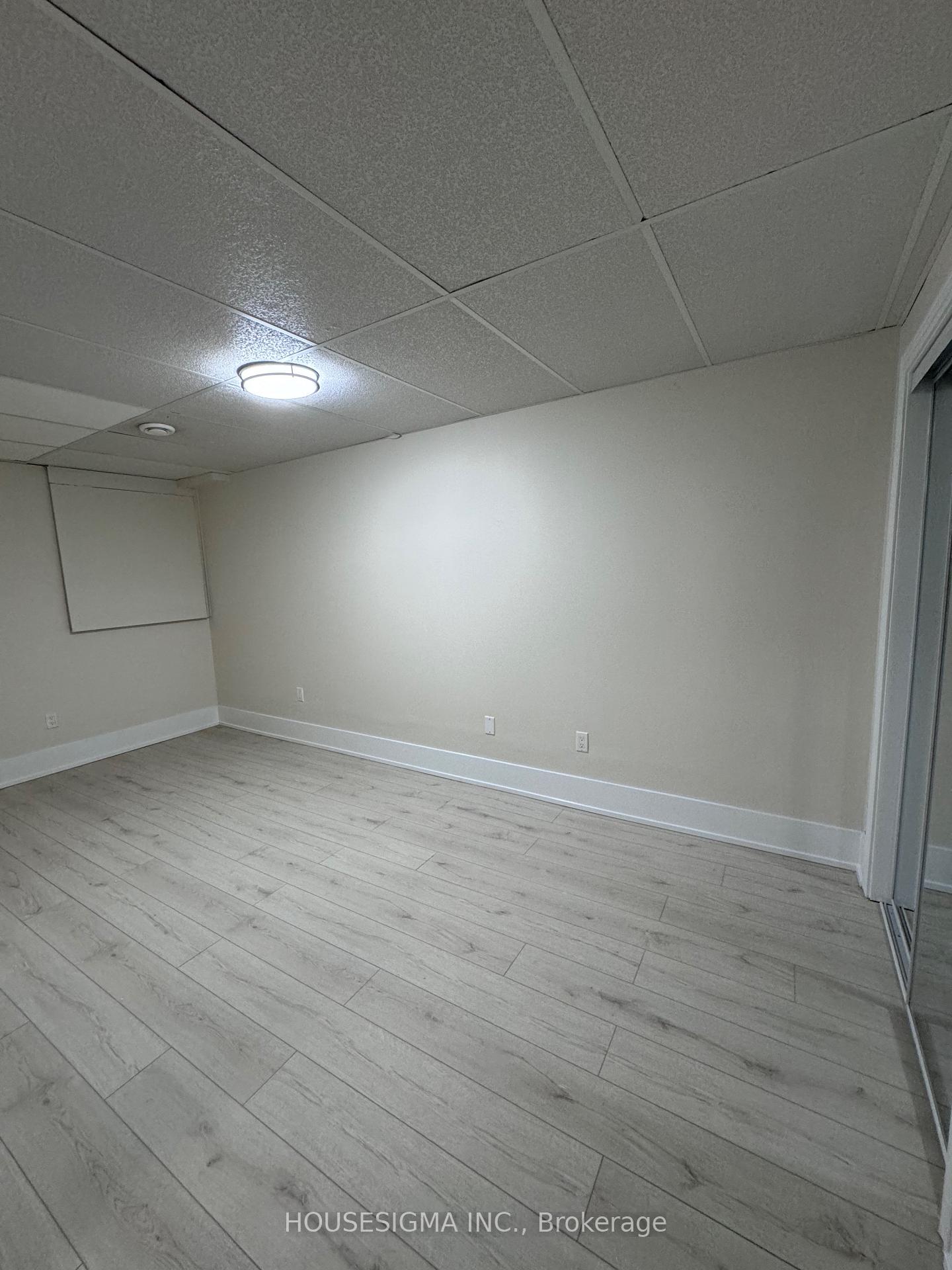 Photo 9 of 35 Asterwind Crescent, Brampton, Sandringham-Wellington — HOMEH