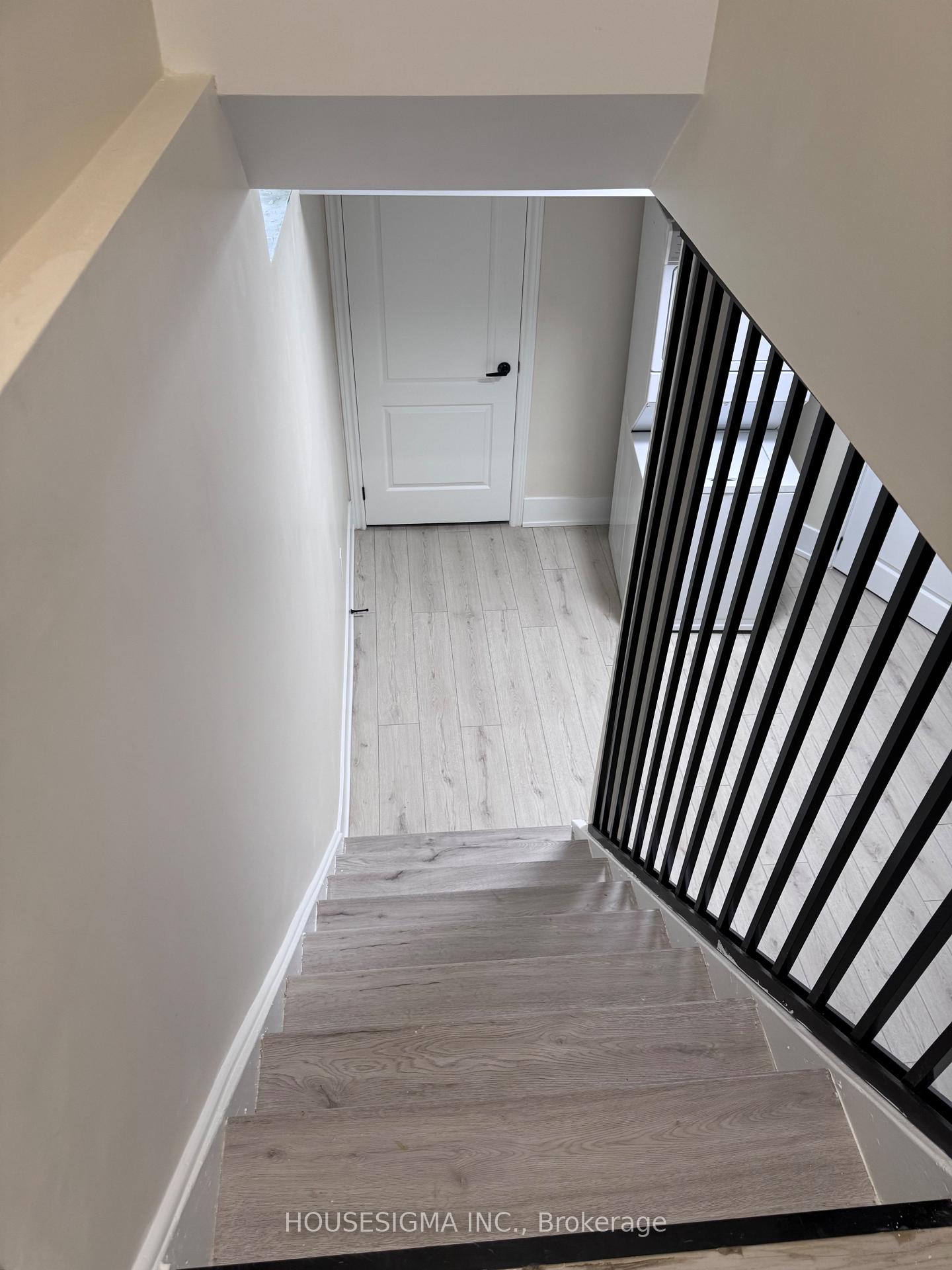 Photo 13 of 35 Asterwind Crescent, Brampton, Sandringham-Wellington — HOMEH