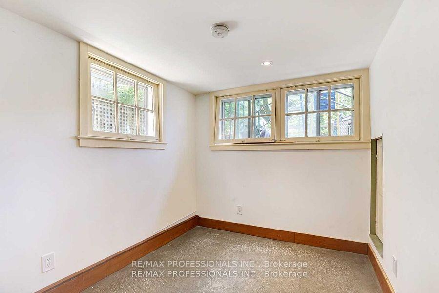 Photo 8 of Unit BSMT, 9 Rambert Crescent, Toronto, High Park-Swansea — HOMEH