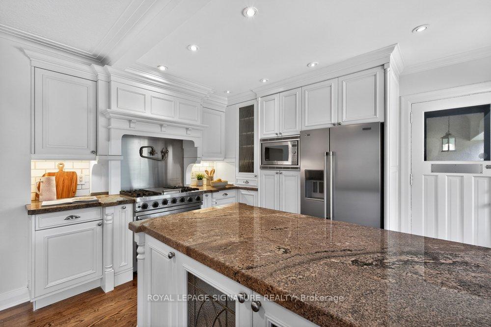 Photo 16 of 2 Pine Ridge Drive, Scarborough, Cliffcrest — HOMEH