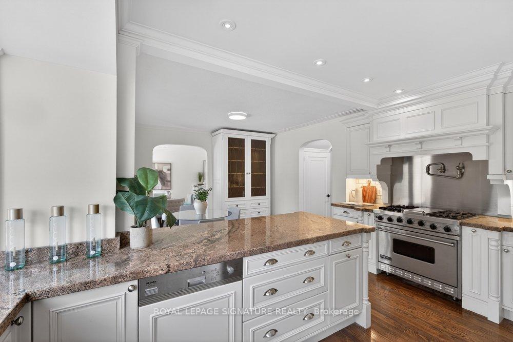 Photo 21 of 2 Pine Ridge Drive, Scarborough, Cliffcrest — HOMEH
