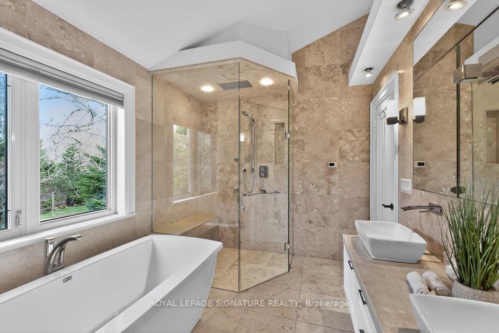 Photo 32 of 2 Pine Ridge Drive, Scarborough, Cliffcrest — HOMEH