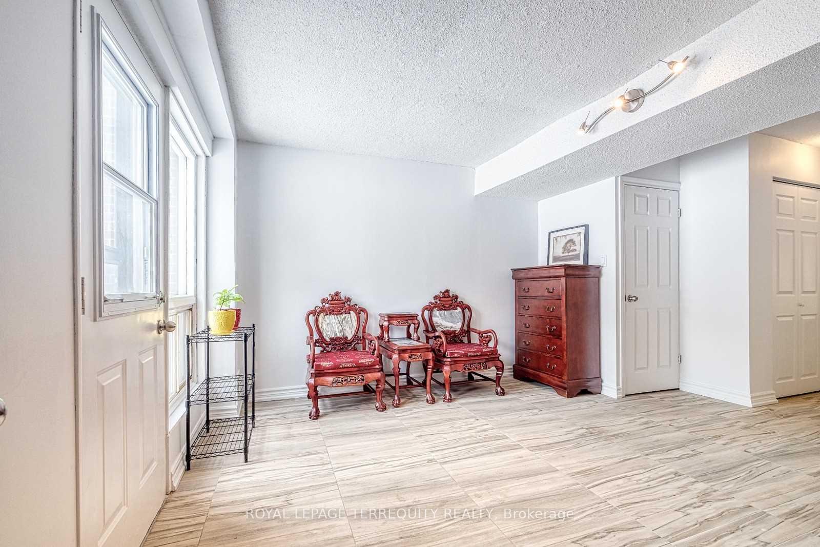 Photo 5 of Unit 44, 26 Nebula Star Way, North York, Henry Farm — HOMEH
