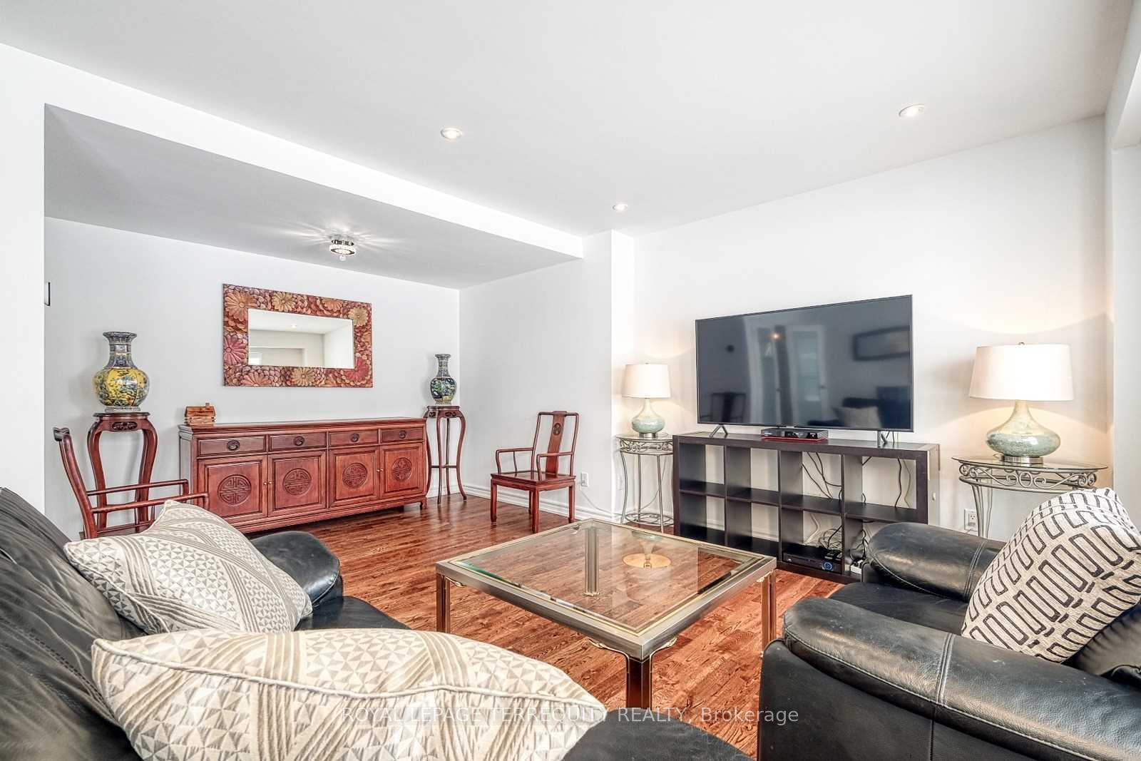 Photo 8 of Unit 44, 26 Nebula Star Way, North York, Henry Farm — HOMEH