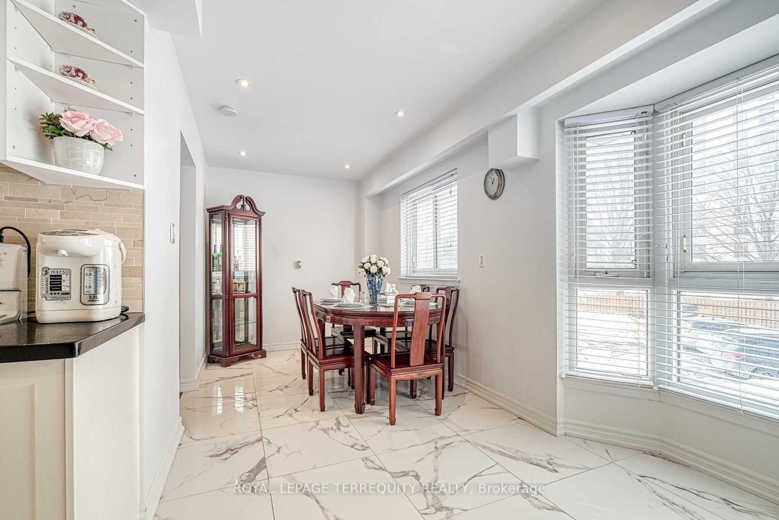 Photo 9 of Unit 44, 26 Nebula Star Way, North York, Henry Farm — HOMEH