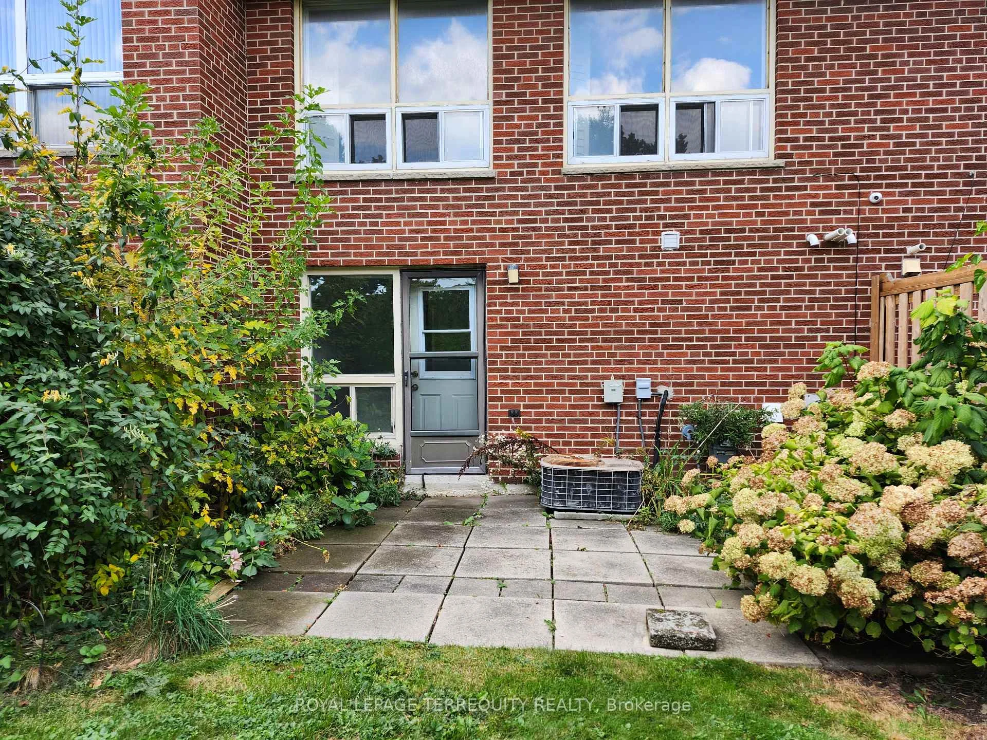 Photo 1 of Unit 44, 26 Nebula Star Way, North York, Henry Farm — HOMEH