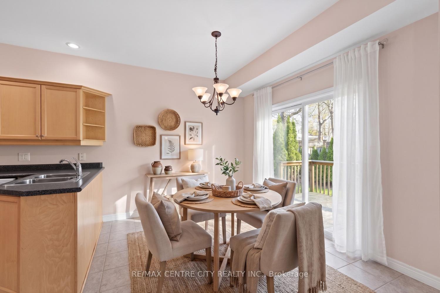 Photo 18 of Unit 5, 448 Commissioners Road E, London, South G — HOMEH