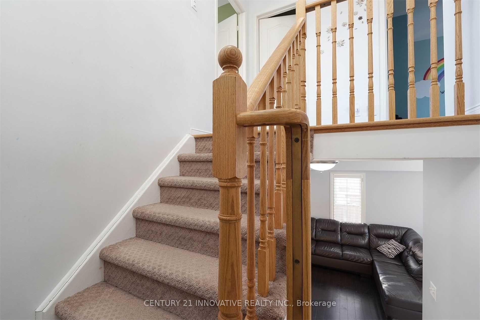 Photo 8 of 97 Hollingsworth Circle, Brampton, Fletcher's Meadow — HOMEH