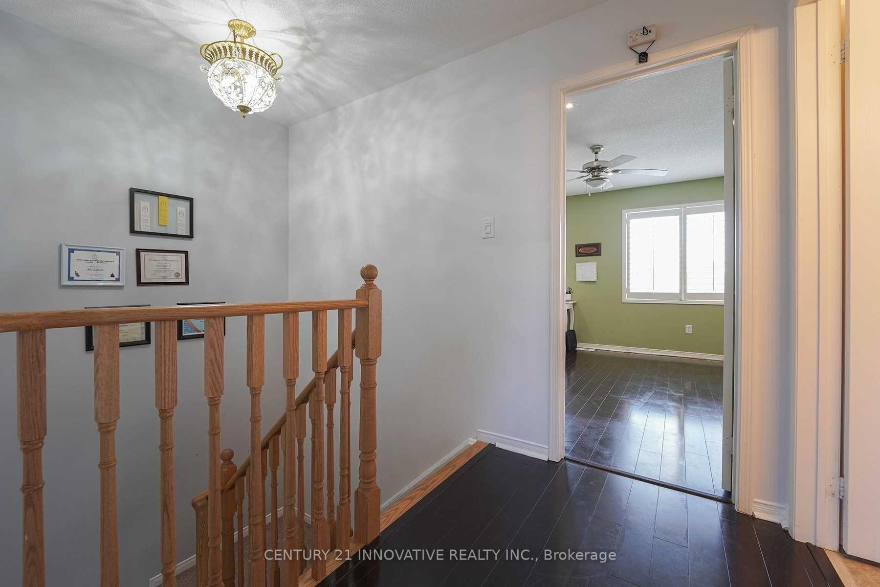 Photo 9 of 97 Hollingsworth Circle, Brampton, Fletcher's Meadow — HOMEH