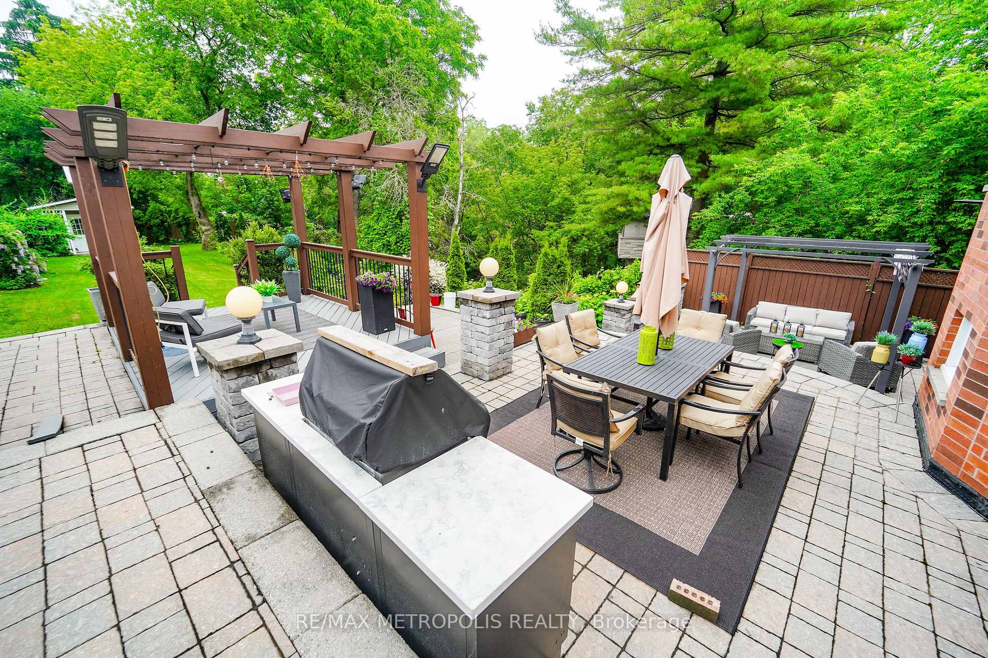 Photo 14 of 37 Bennett Road, Scarborough, West Hill — HOMEH