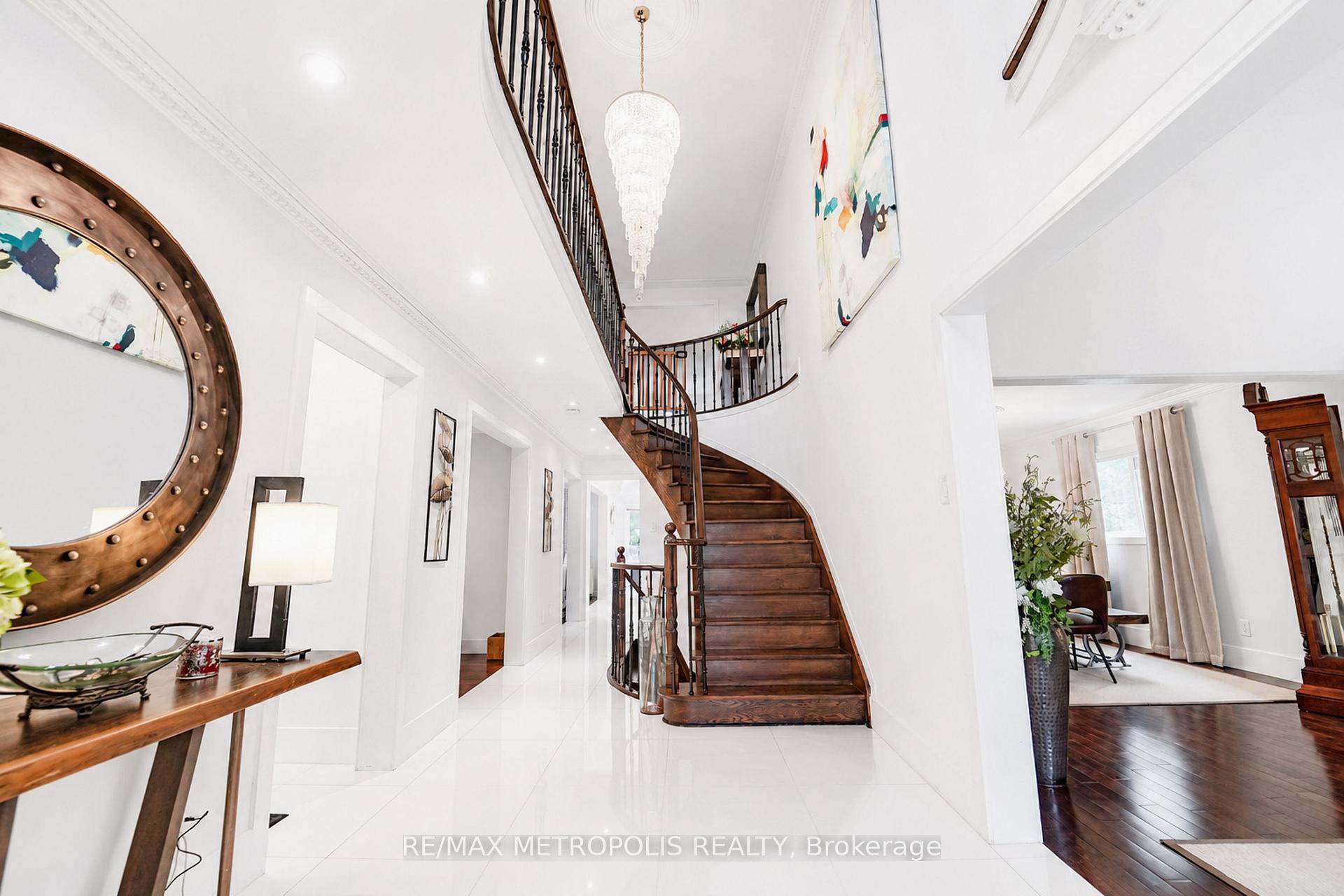 Photo 20 of 37 Bennett Road, Scarborough, West Hill — HOMEH