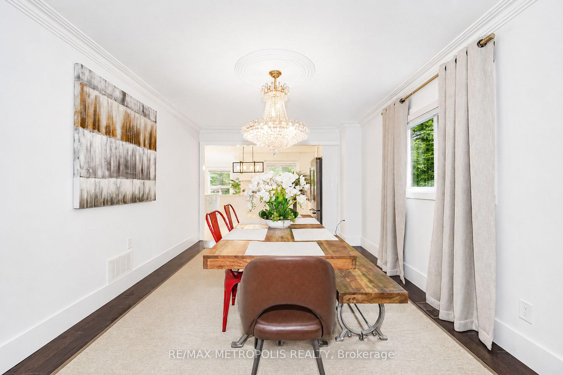 Photo 23 of 37 Bennett Road, Scarborough, West Hill — HOMEH
