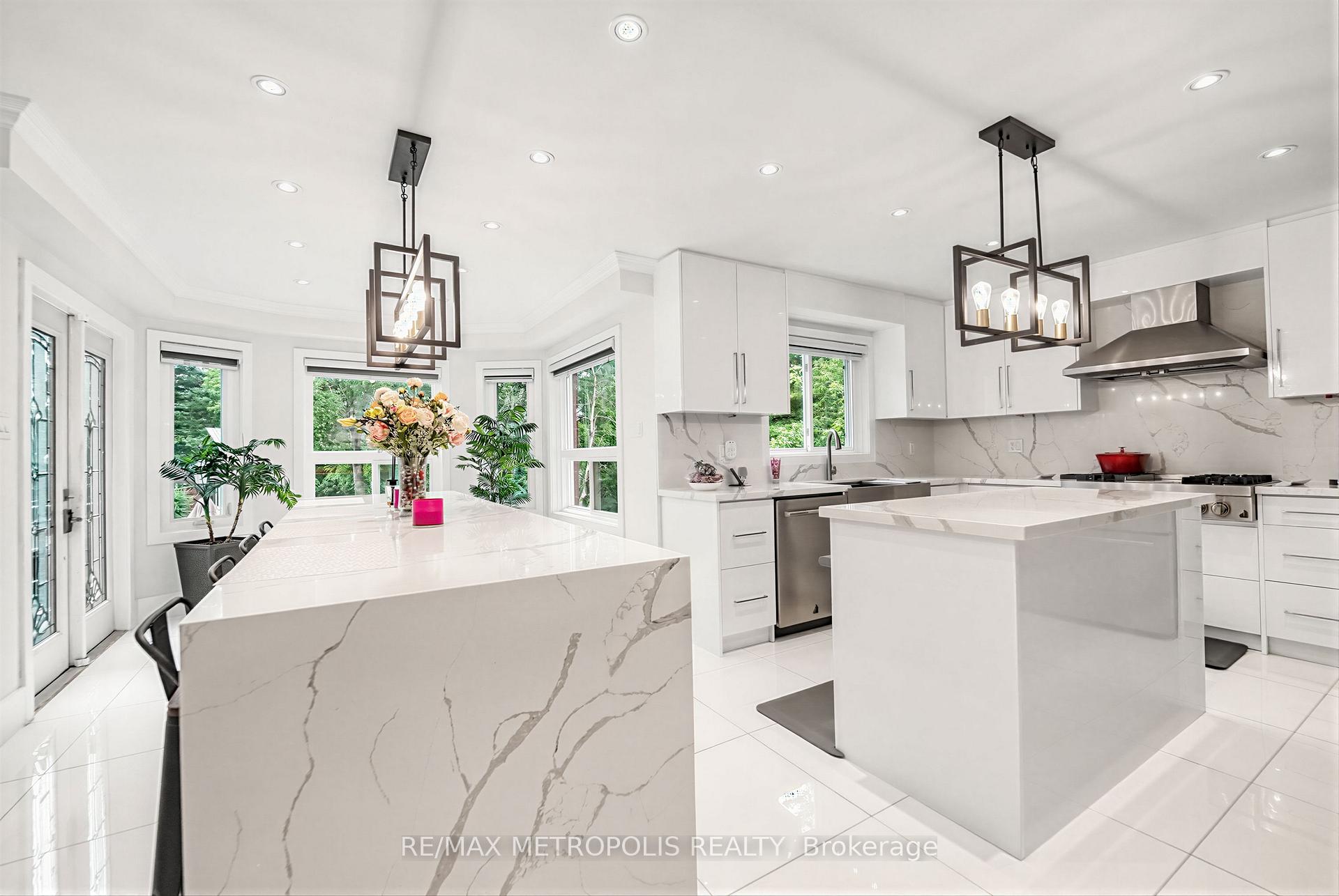 Photo 31 of 37 Bennett Road, Scarborough, West Hill — HOMEH