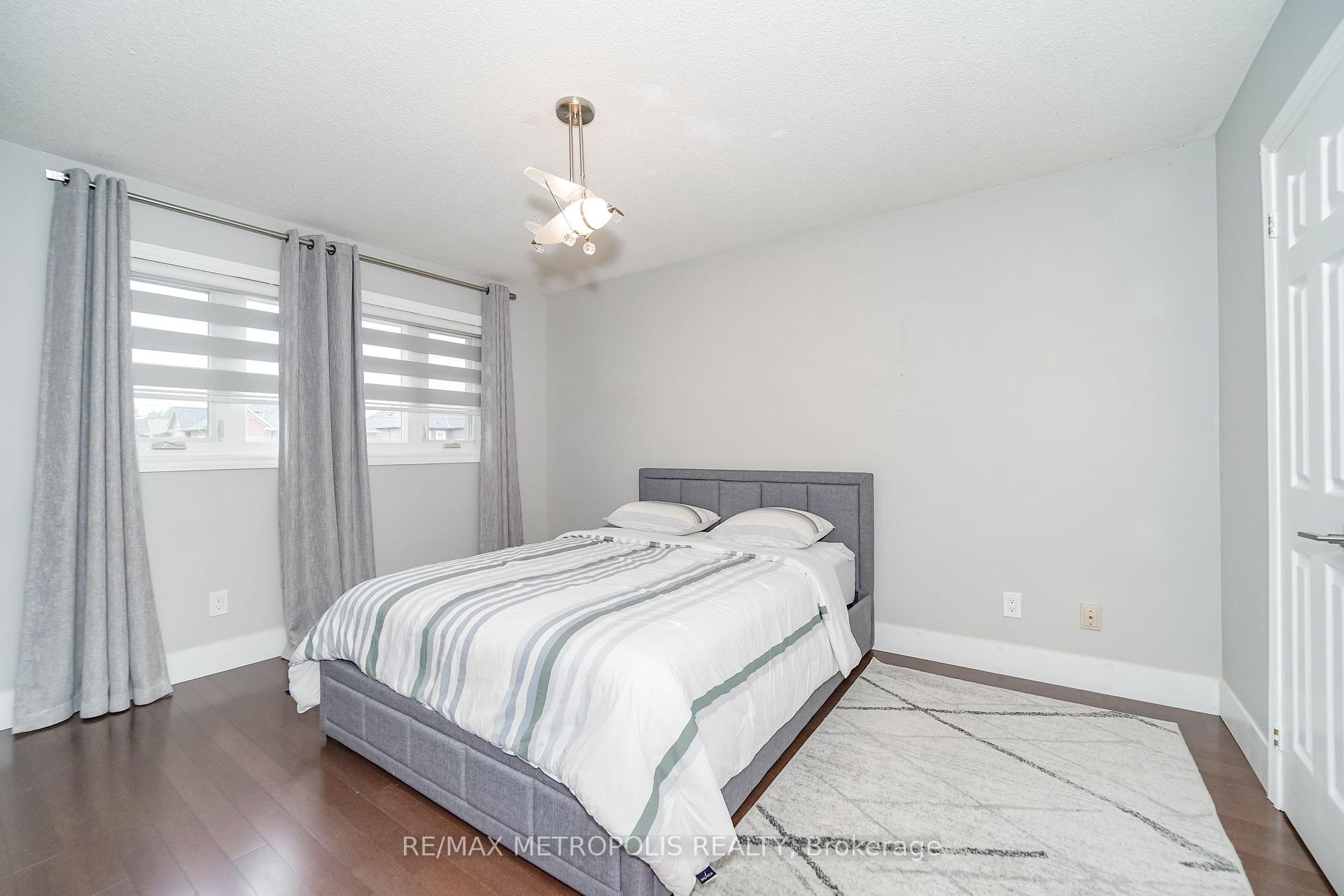 Photo 36 of 37 Bennett Road, Scarborough, West Hill — HOMEH