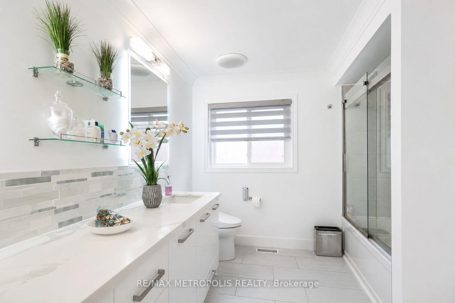 Photo 38 of 37 Bennett Road, Scarborough, West Hill — HOMEH