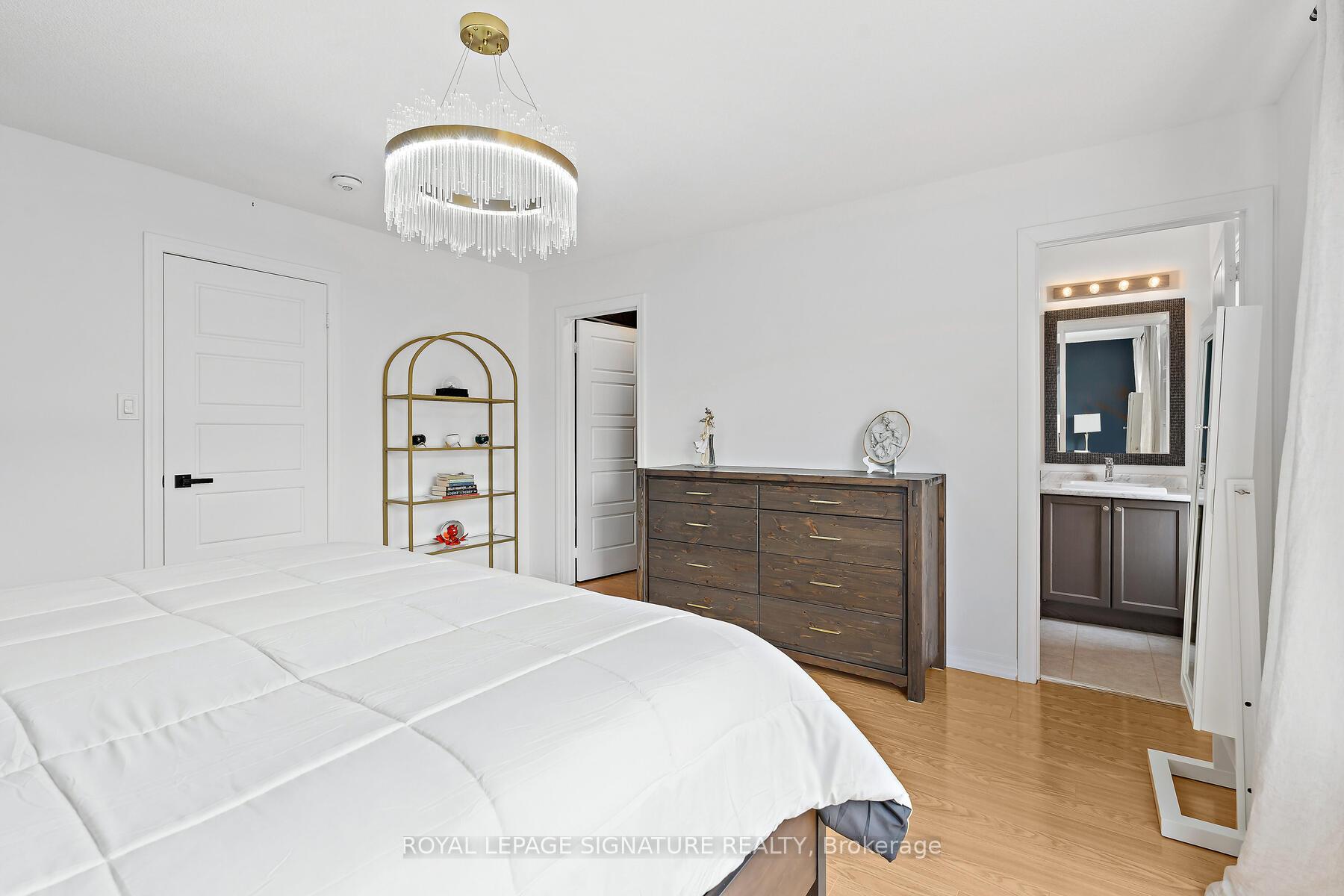 Photo 15 of 168 Tango Crescent, Newmarket, Woodland Hill — HOMEH
