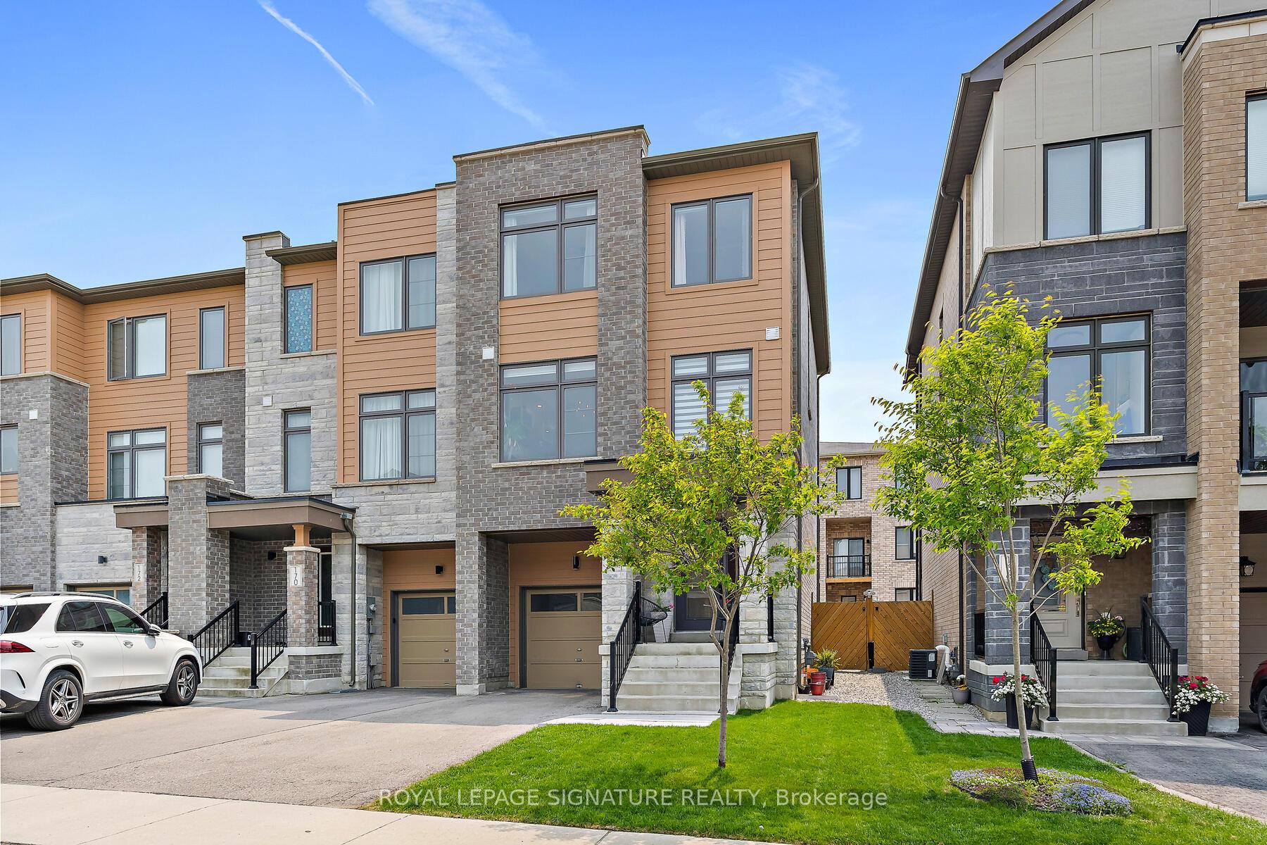 Photo 21 of 168 Tango Crescent, Newmarket, Woodland Hill — HOMEH