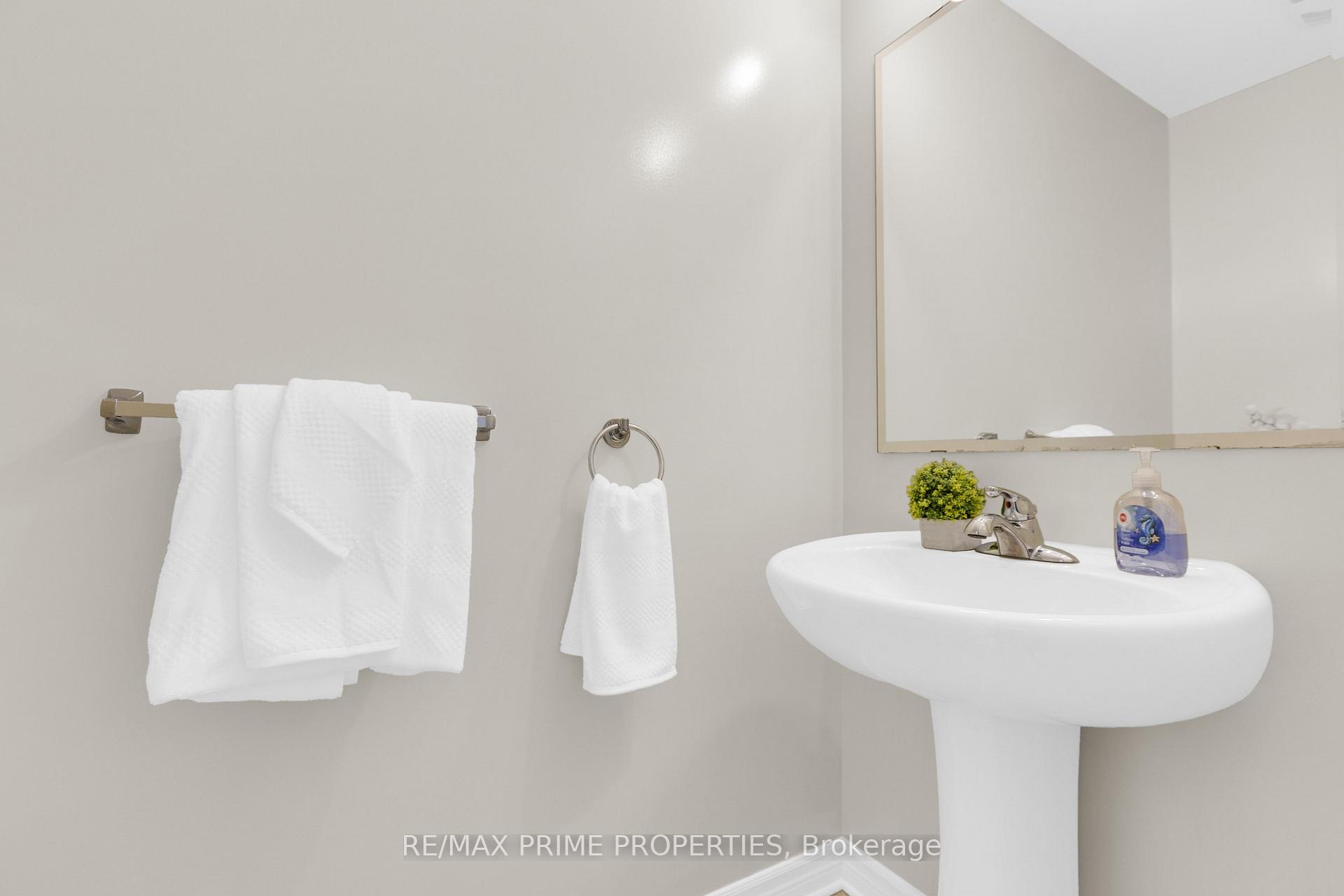 Photo 3 of 1149 Beckett Crescent, Ottawa, Stittsville (South) — HOMEH
