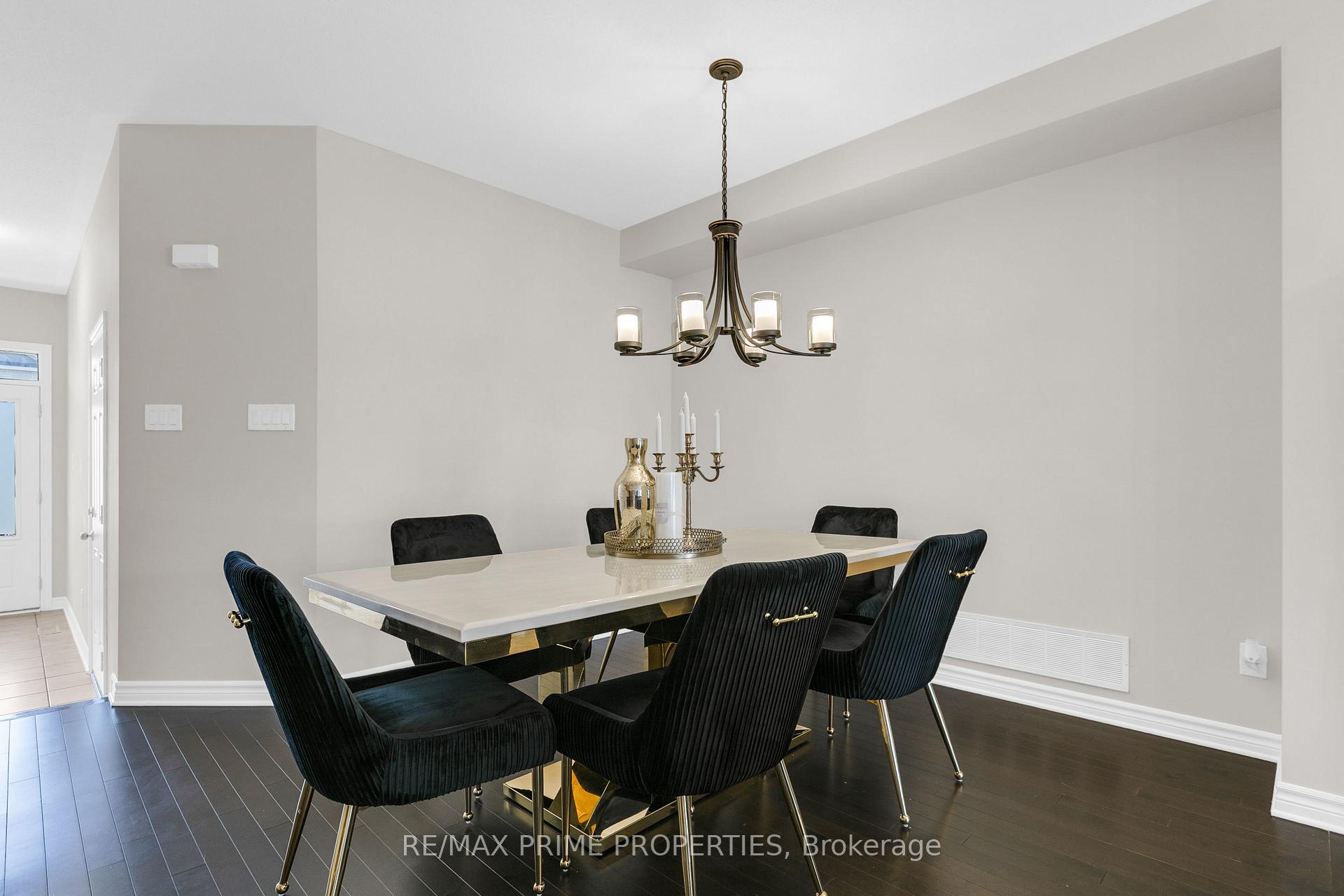 Photo 6 of 1149 Beckett Crescent, Ottawa, Stittsville (South) — HOMEH