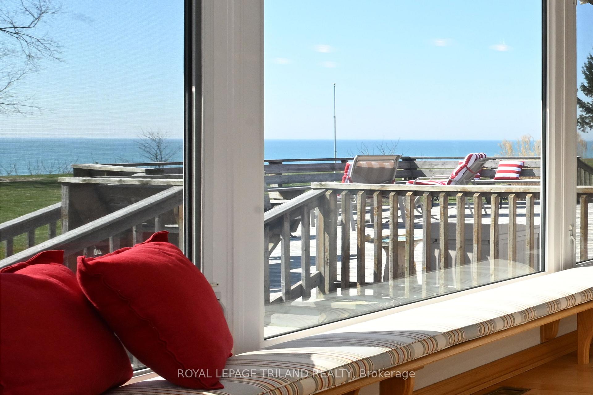 Photo 2 of 7154 Talbot Trail, Chatham-Kent, Blenheim — HOMEH