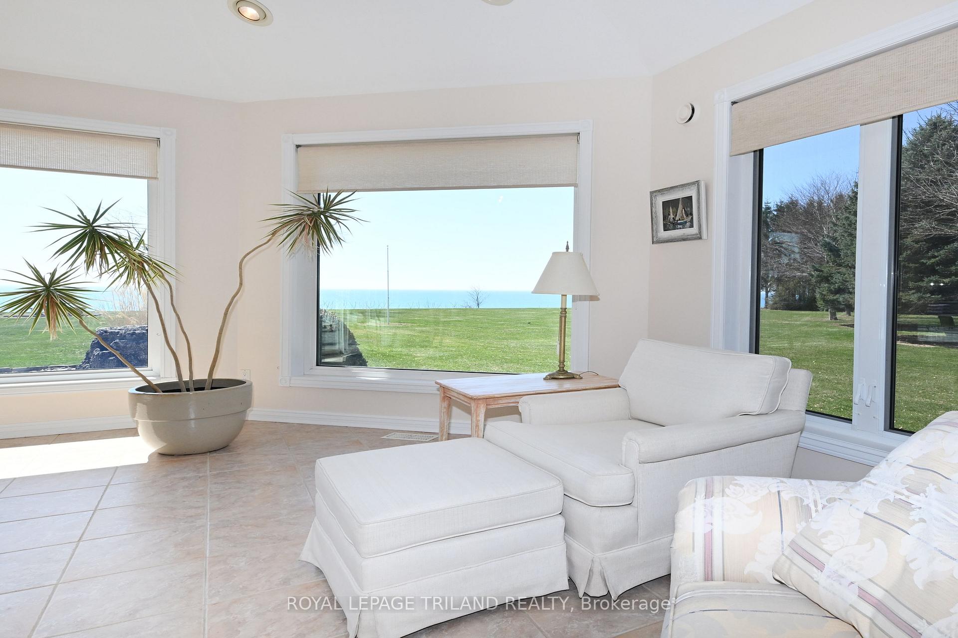 Photo 11 of 7154 Talbot Trail, Chatham-Kent, Blenheim — HOMEH