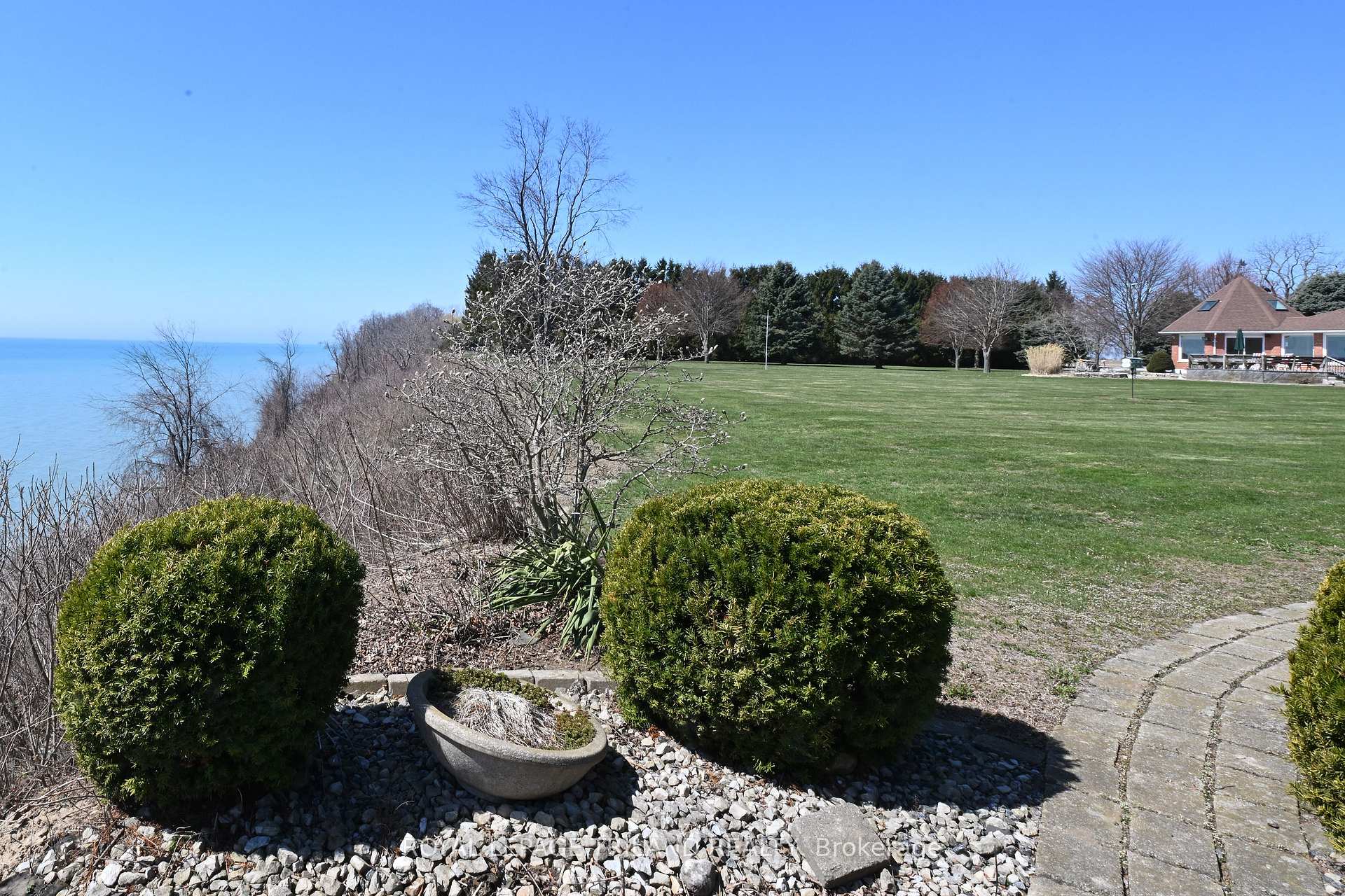 Photo 27 of 7154 Talbot Trail, Chatham-Kent, Blenheim — HOMEH