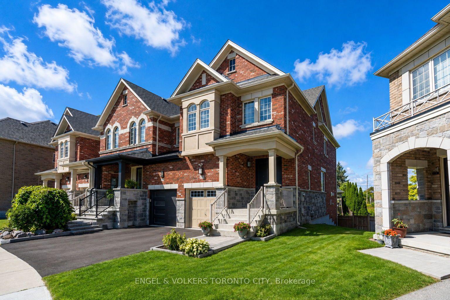Photo 2 of 78 Drizzel Crescent, Richmond Hill, Oak Ridges — HOMEH