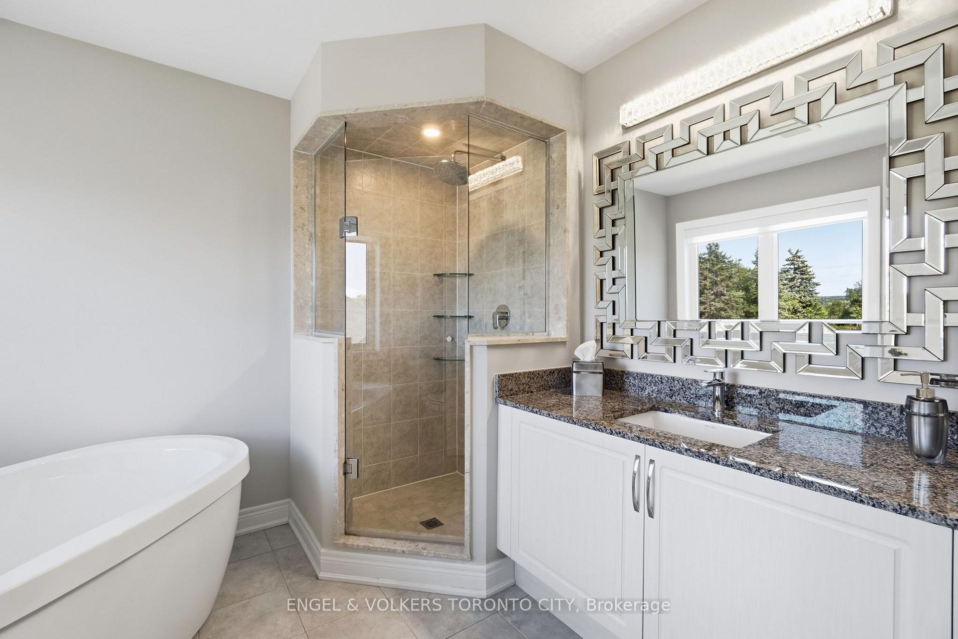 Photo 24 of 78 Drizzel Crescent, Richmond Hill, Oak Ridges — HOMEH