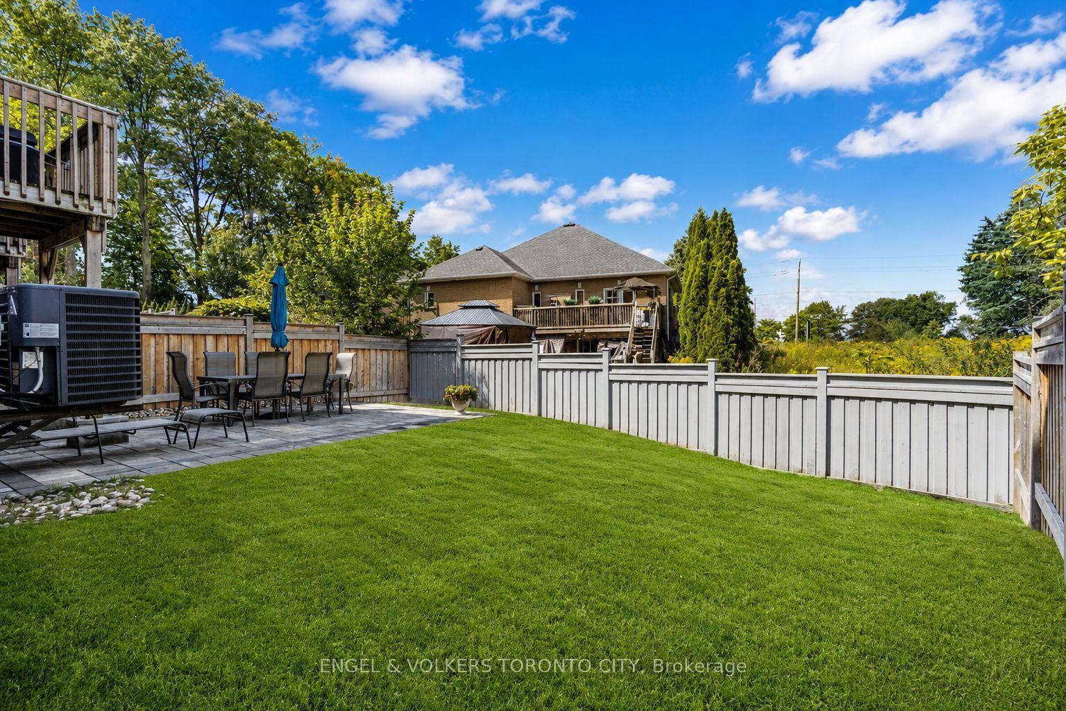 Photo 37 of 78 Drizzel Crescent, Richmond Hill, Oak Ridges — HOMEH