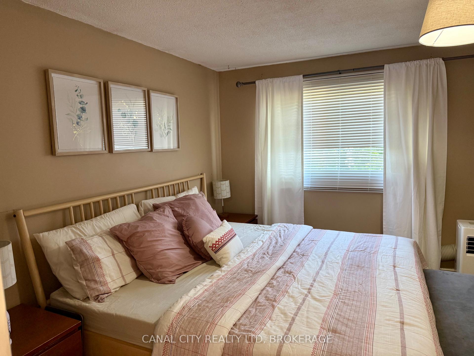 Photo 15 of 29 Baxter Crescent, Thorold, Confederation Heights — HOMEH