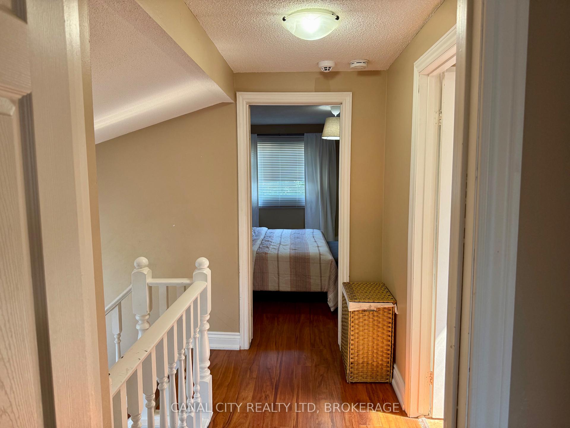 Photo 17 of 29 Baxter Crescent, Thorold, Confederation Heights — HOMEH
